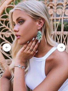 Kendra Scott Iridescent Abalone Elle Drop Earrings in Green Blue New with Pouch